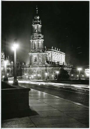 Dresden. Hofkirche - Nachtaufnahme