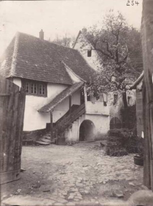 Haus Nr. 95. (Bez. 1590) Fachwerk. Kleinbauernhaus