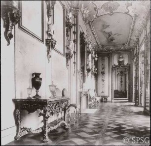 Berlin, Schloss Charlottenburg, Neuer Flügel, Bibliothek, R. 354, Blick in den Raum.