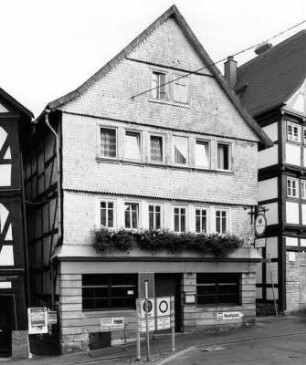 Fachwerkwohnhaus; Alsfeld, Amthof 15