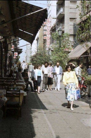 Athen: Fußgängerstraße, Satovriandou