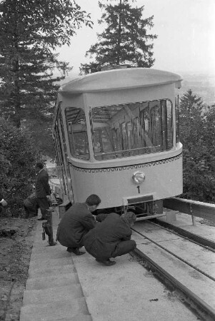 Inbetriebnahme der umgebauten und modernisierten Turmbergbahn.