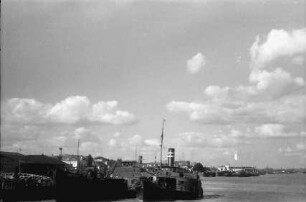 Bukarest-Braila: Pressefahrt ins Donaudelta, Hafenkai