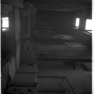 Negativ: Ruine, Apostel-Paulus-Straße 36, 1951