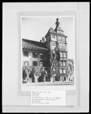 Güstrow, Franz-Parr-Platz 1. Schloss Güstrow (1558/1594, F. Parr; 1963/1978 Restaurierung). Nordflügel. Hofansicht (Teilansicht)