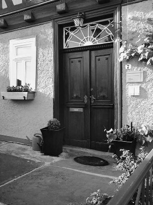 Ehem. Gasthaus zur goldenen Krone (Fachwerkhaus); Schlitz, Marktplatz 7