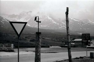 Tonalepass: Schilder, Marterl