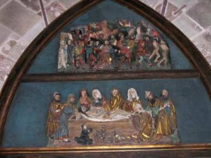 Tympanon mit der Kreuztragung und der Grablegung Christi