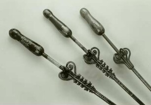 Drei Ringstechlanzen