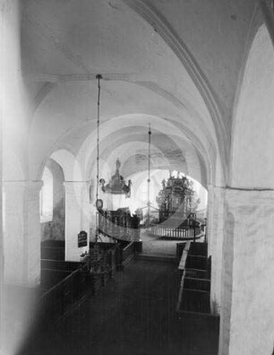 Langhaus und Chor der Kirche Nurmhusen