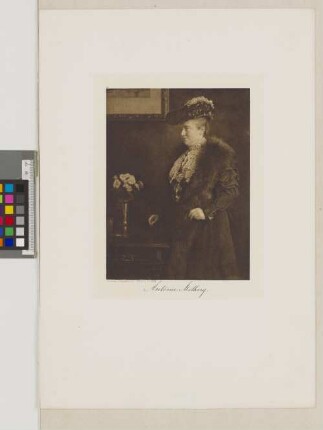 Fräulein Antonie Milberg, Schulvorsteherin
