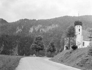Kirche, wohl am Weißensee
