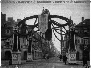 Beichel, Friedrich. Festdekoration zur Feier der Goldenen Hochzeit von Großherzog Friedrich I. und Großherzogin Luise