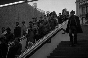München: Rolltreppe [Stachus], von unten
