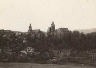 Schwarzenberg/Erzgebirge. Teilansicht mit St.-Georgen-Kirche und Schloß