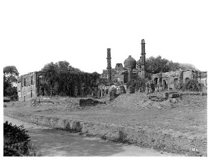Lucknow (Lakhnau), Indien. Ruinen einer alten islamischen Moschee aus dem Mogulenreich