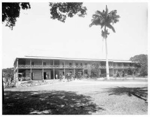 Kingston (Jamaika). Rio Cobre-Hotel