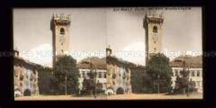 Glockenturm und Neptunbrunnen am Domplatz, Trient