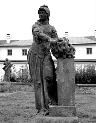 Statue einer weiblichen Person