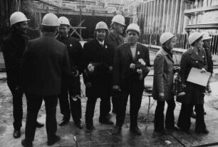 Aktivistenauszeichnung in der U-Bahn-Baustelle