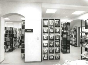 Mügeln. Stadtbibliothek, Dr.-Friedrichs-Straße 3. Lesesaal