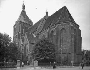 Koszalin / Köslin (Polen), Marienkirche, von SO