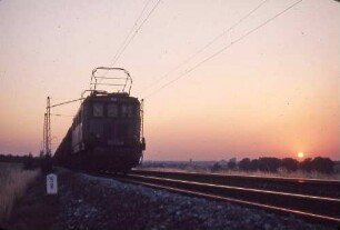 Stuttgart Weilimdorf Lok 144 056 Güterzug