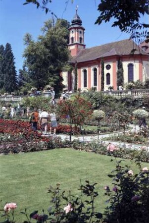 Mainau, Insel Mainau: Rosengarten mit Kapelle