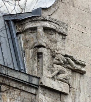 Hebbel-Theater — Relief