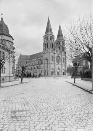 Katholische Pfarrkirche Mariä Himmelfahrt