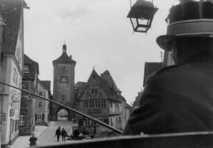 Rothenburg ob der Tauber. Stadtansicht. Blick auf das Klingentor aus der Sicht des Kutschers
