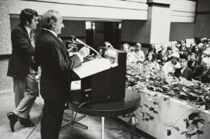 Der Gründer der SOS-Kinderdörfer Hermann Gmeiner