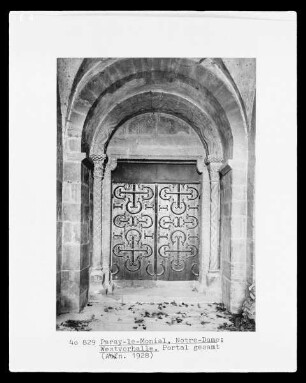 Westliche Vorhalle — Portal