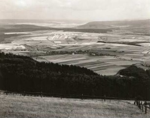 Weser-Leine-Bergland. Blick vom Köterberg nach Südosten