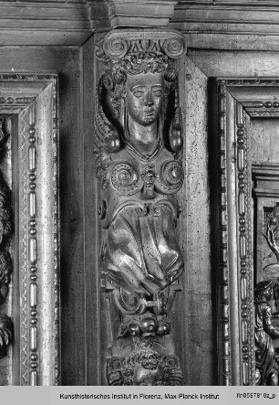 Chorgestühl mit Szenen aus dem Leben des heiligen Benedikt
