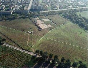 Luftaufnahme, Blick von Norden auf die GSW-Siedlung Düppel Süd. Berlin-Zehelndorf, Berlepschstraße
