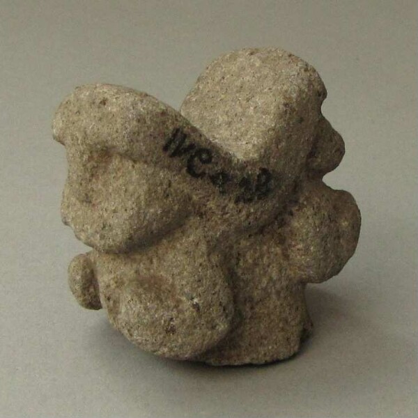 Stone sculpture (stone device)