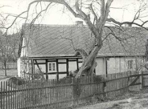 Fachwerkhaus in Dauban : Bauwesen - Wohnung, Exterieur. Ort: Dubo / Dauban. Fachwerkhaus.