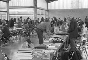 Großtauschtag der Vereinigung Karlsruher Briefmarkensammler in der Nancyhalle