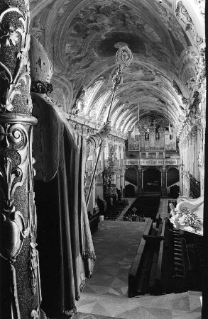 Hochaltar : Hochaltar. Holz, vergoldet, bemalt (vor 1634; H. Krumpper, P. P. Rubens). Freising, Dom Sankt Maria und Korbinian