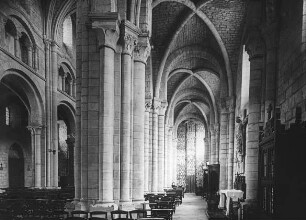 Beauvais Église St-Étienne, südliches Seitenschiff, nach Osten