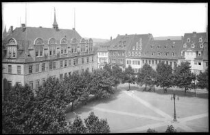 Naumburg. Marktplatz und Rathaus