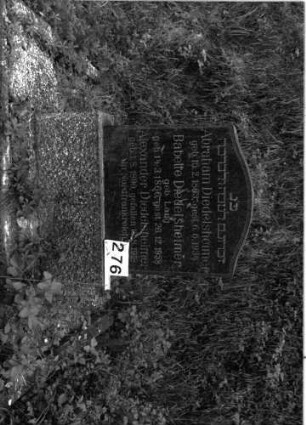 Grabstein 276 (Index: 99897673) Maße HxBxT: 108x65x14 cm Besonderheit: Familiengrab: Grabstein 276