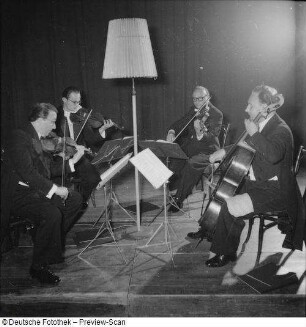 Leipzig, Gewandhaus-Quartett 1956 : Leipzig, Gewandhaus-Quartett mit Gerhard Bosse, Karl Suske, Fritz Händschke und Alwin Bauer. 1956