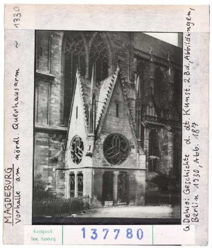 Magdeburg, Dom: -Vorhalle am nördlichen Querhausarm