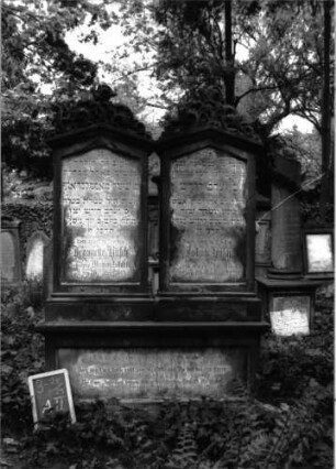 Grabstein A II/28/29: Grabstein A II/3/28/29 Doppelgrab (28/29)