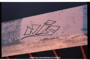 NiS