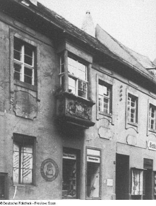 Bautzen, Wendische Straße 9. Wohnhaus mit Laden (Kern wohl 17. Jahrhundert). Straßenansicht mit Erker