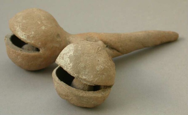 Clay rattle