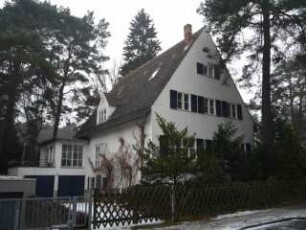Kleinmachnow, An der Stammbahn 163